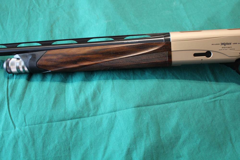 Beretta A400 Xplor 28gauge with extras, like new in factory case.-img-4