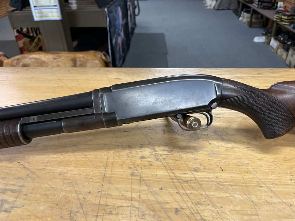 Winchester Model 12  Takedown Manufactured in 1921  12 Ga.  Very Nice-img-12
