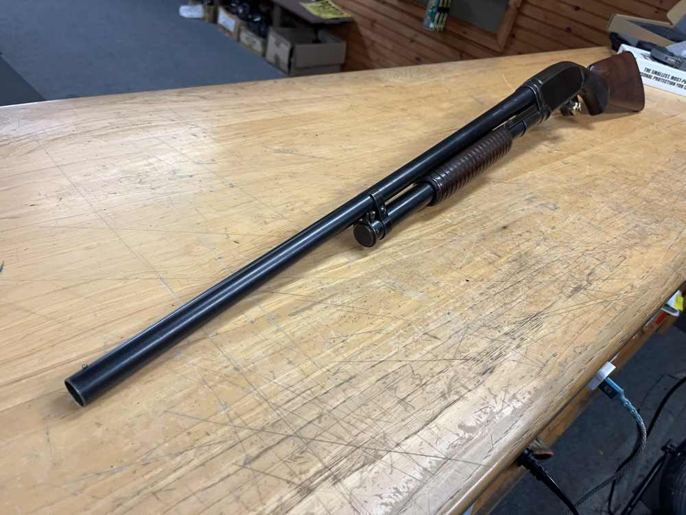 Winchester Model 12  Takedown Manufactured in 1921  12 Ga.  Very Nice-img-9