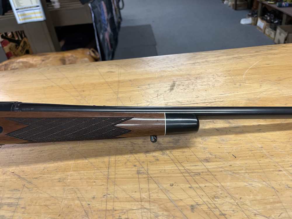 Remington 700 BDL 8mm Magnum-img-3