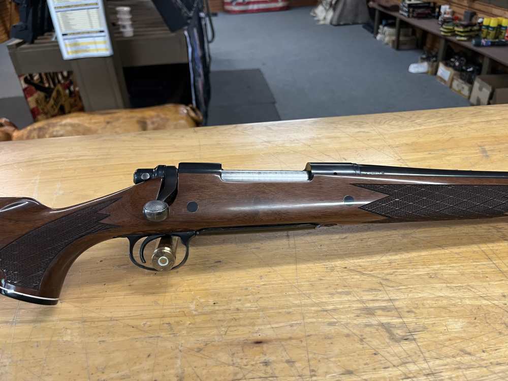 Remington 700 BDL 8mm Magnum-img-2