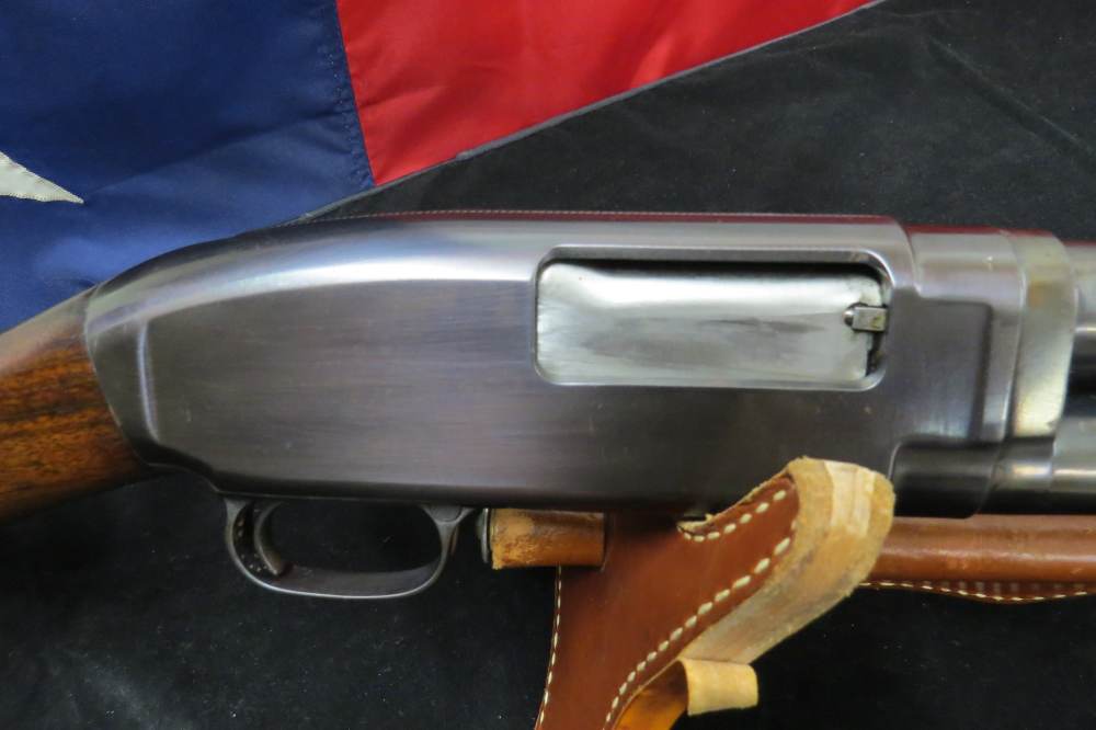Winchester Model 12- 12 Gauge - 30" Plain Barrel- 1914-First Year Nice-img-2