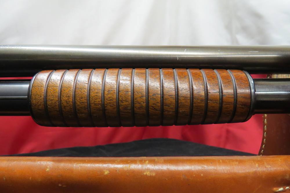 Winchester Model 12- 12 Gauge - 30" Plain Barrel- 1914-First Year Nice-img-4