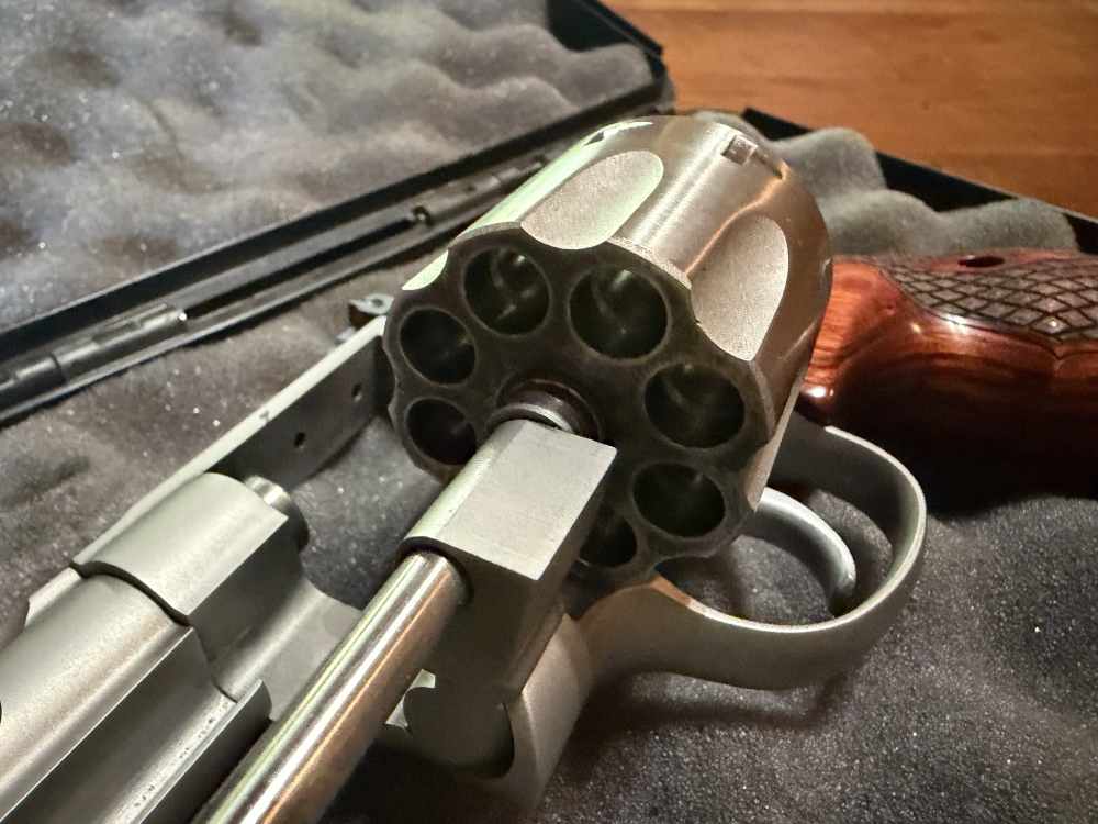 Smith & Wesson 627 PC Lew Horton 8 Time 8 Shot .357 Magnum 1 of 600-img-8