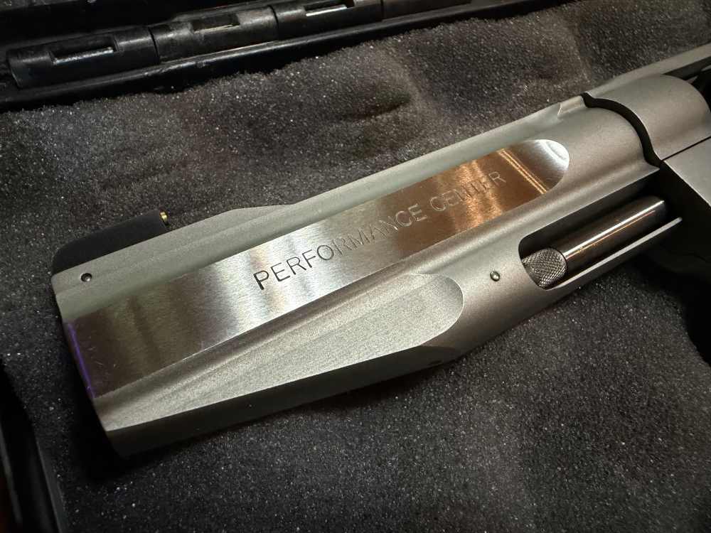 Smith & Wesson 627 PC Lew Horton 8 Time 8 Shot .357 Magnum 1 of 600-img-5