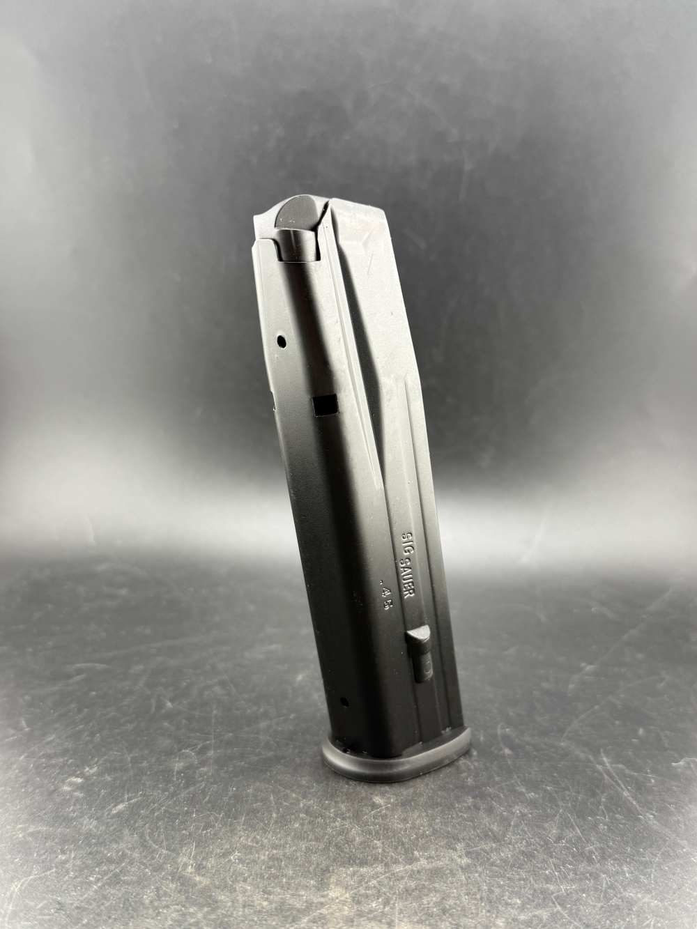 1 N.O.S. Sig Sauer P227 Extended 14 Round 45 ACP Factory Original Magazine -img-0