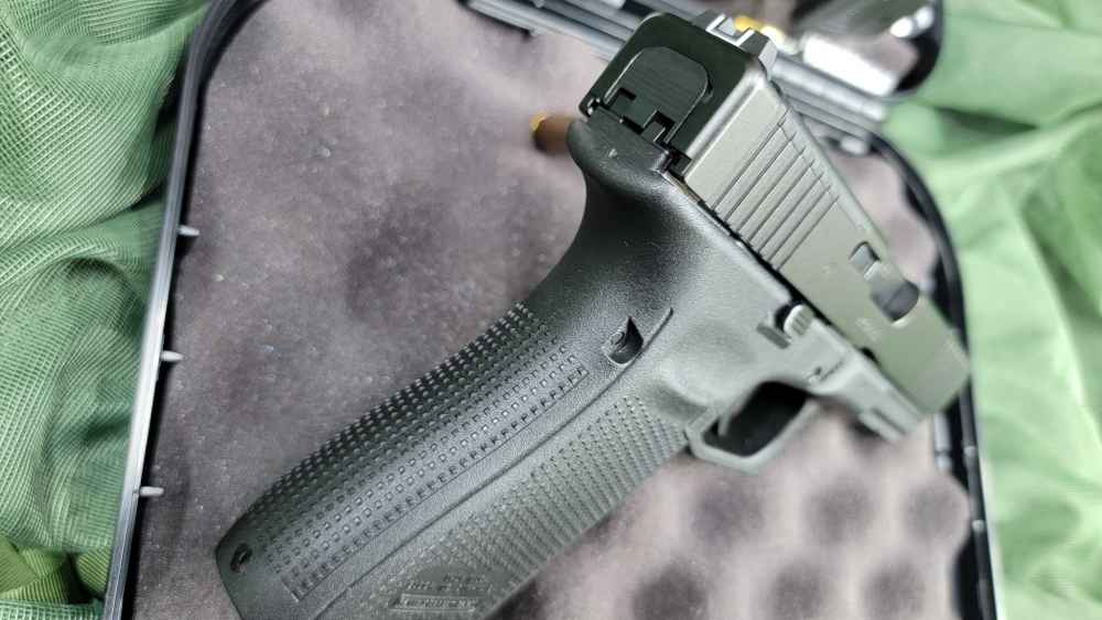 Blue Label Glock 21 Gen 5 MOS .45ACP G21 - 3 Magazines-img-1