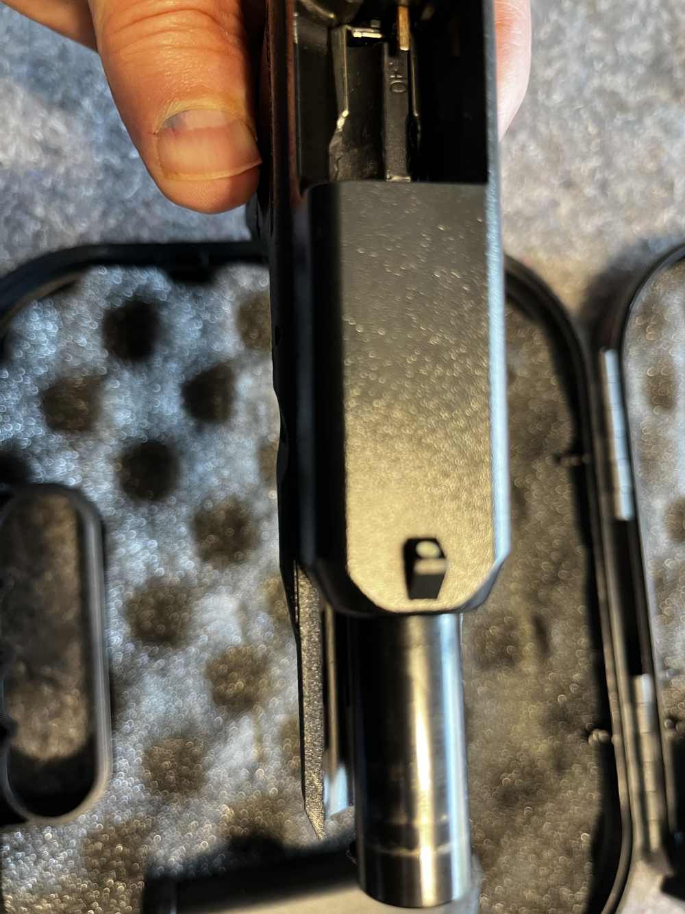 Glock 27 Gen 3 40 S&W with 2 mags in factory case, Excellent-img-3