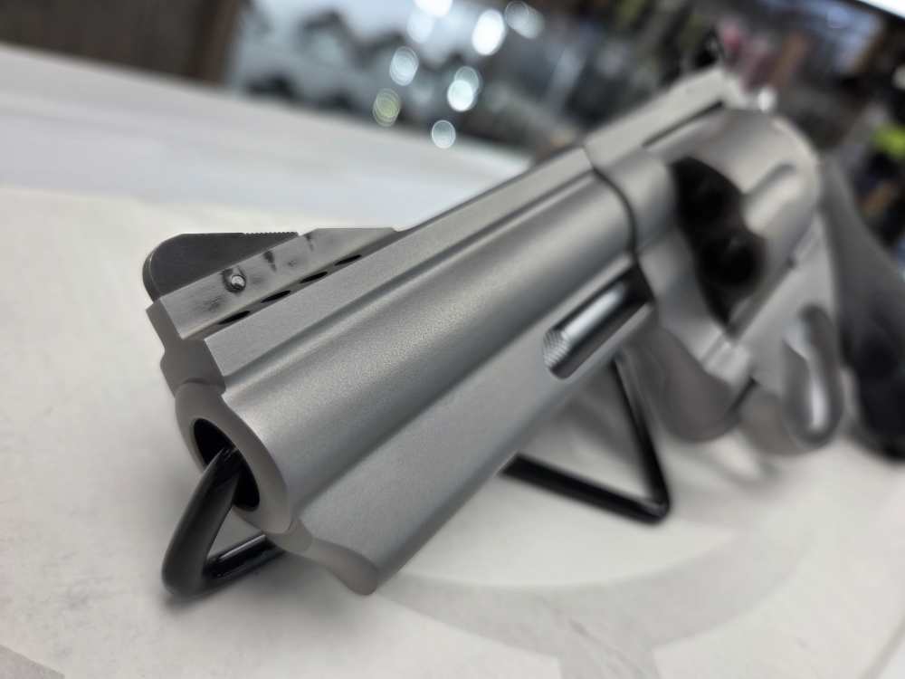 Taurus 44SSM .44 Magnum Revolver 4" Stainless Ported 6-Shot LNIB-img-6