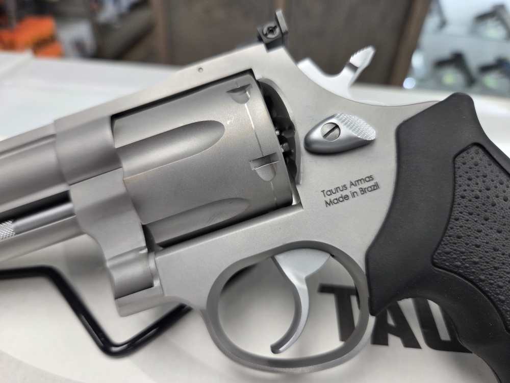 Taurus 44SSM .44 Magnum Revolver 4" Stainless Ported 6-Shot LNIB-img-5