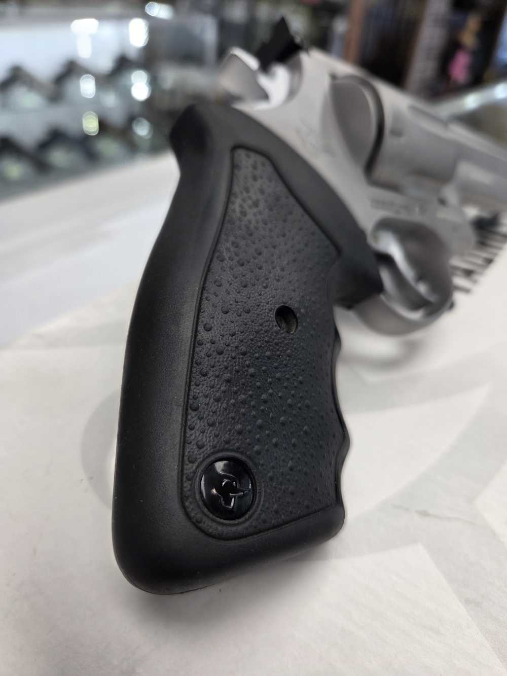 Taurus 44SSM .44 Magnum Revolver 4" Stainless Ported 6-Shot LNIB-img-12