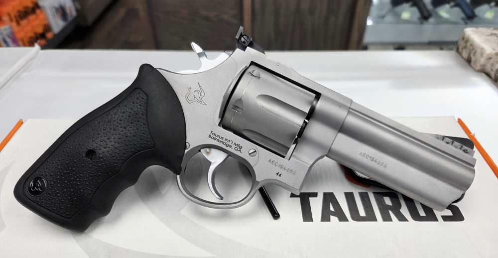 Taurus 44SSM .44 Magnum Revolver 4" Stainless Ported 6-Shot LNIB-img-9