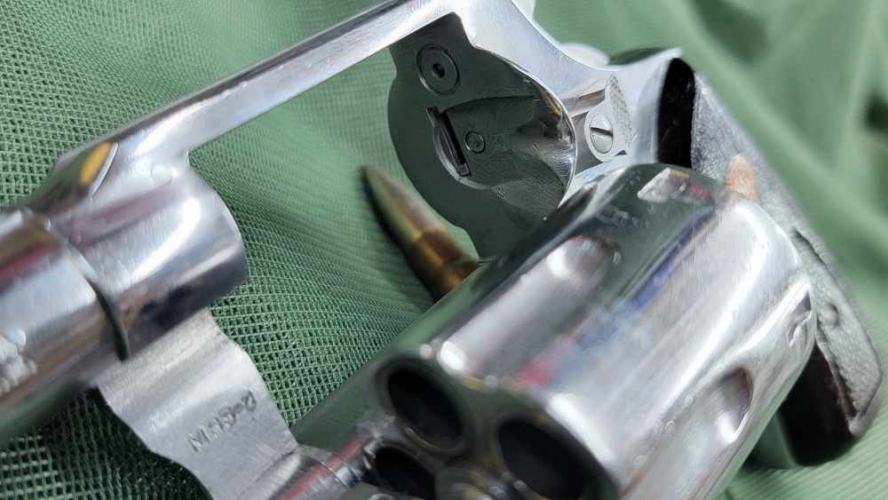 1985 Interarms Rossi M88-2 Polished Stainless Snubnose .38 Special / Holste-img-20