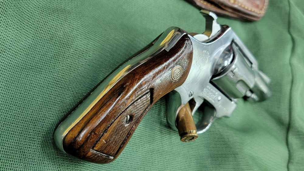 1985 Interarms Rossi M88-2 Polished Stainless Snubnose .38 Special / Holste-img-2