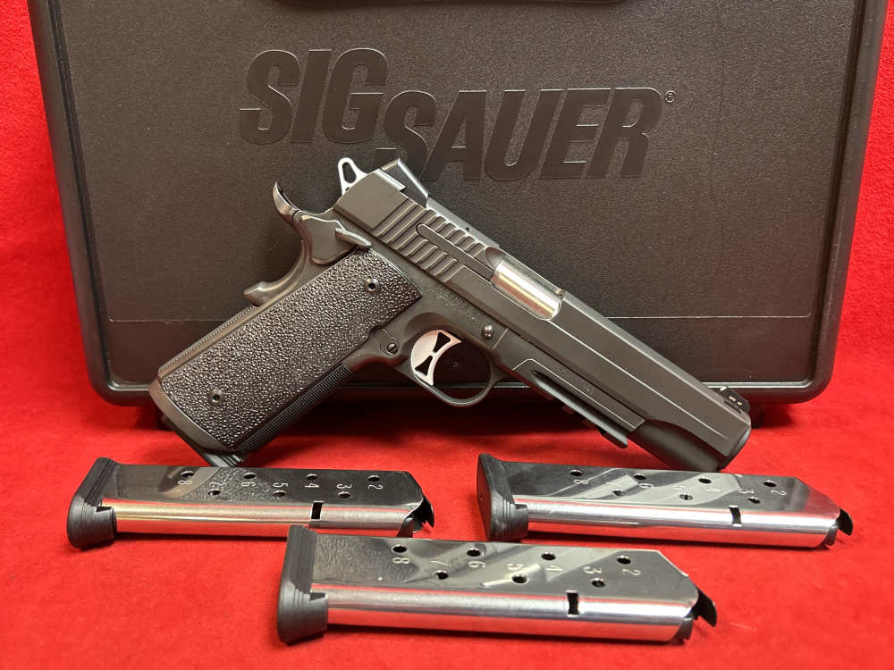Sig Sauer 1911-R Tac-Ops, .45 ACP, 4 Mags, Rail, ANIB-img-0
