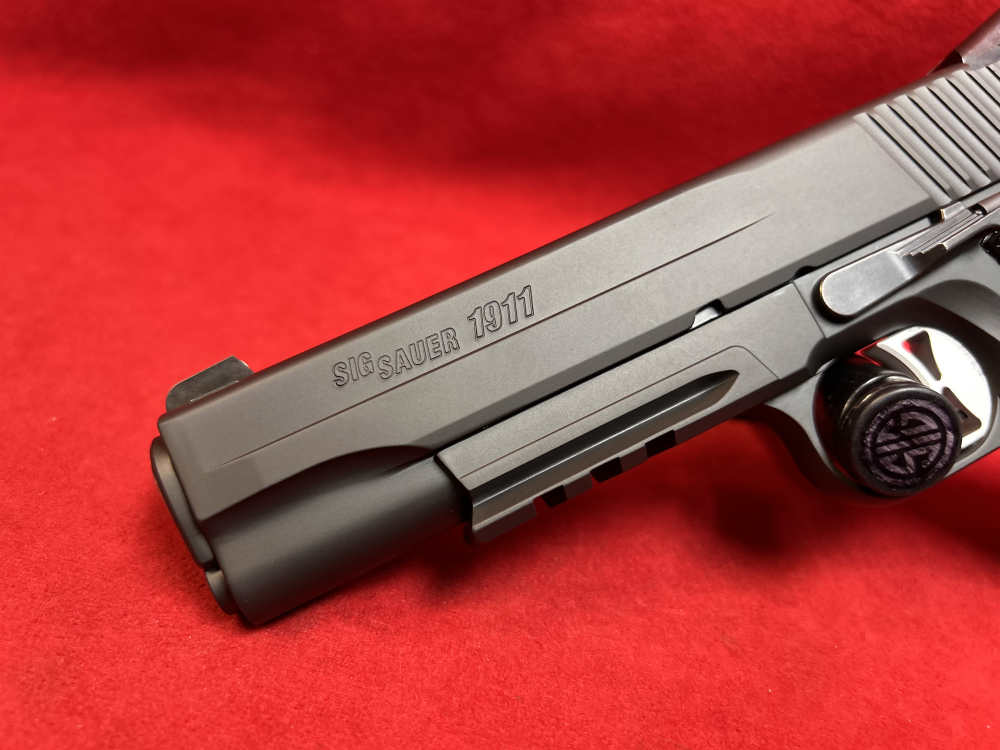 Sig Sauer 1911-R Tac-Ops, .45 ACP, 4 Mags, Rail, ANIB-img-10
