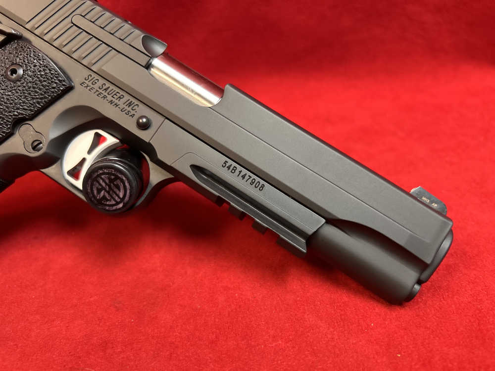 Sig Sauer 1911-R Tac-Ops, .45 ACP, 4 Mags, Rail, ANIB-img-5