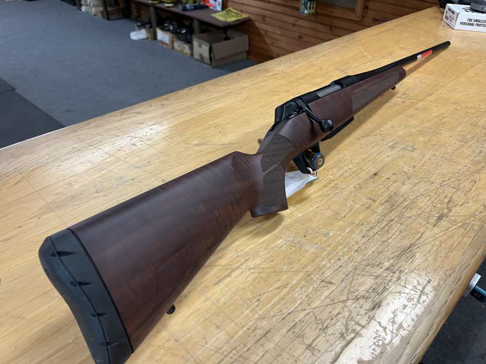 Winchester XPR Sporter 300 Win Mag New In Box-img-0