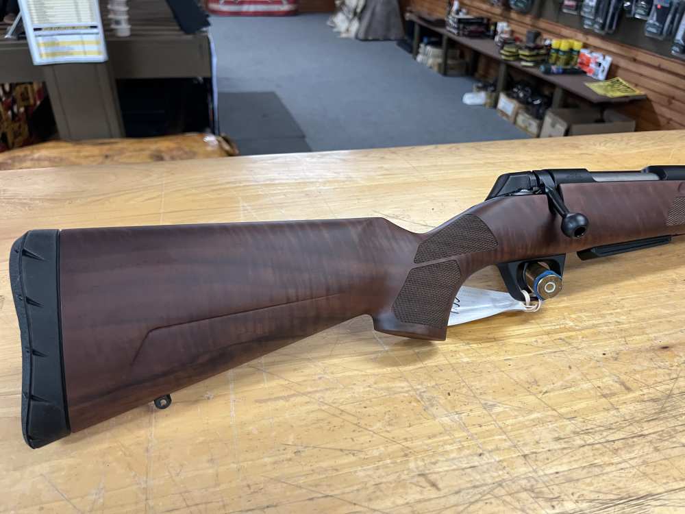 Winchester XPR Sporter 300 Win Mag New In Box-img-1
