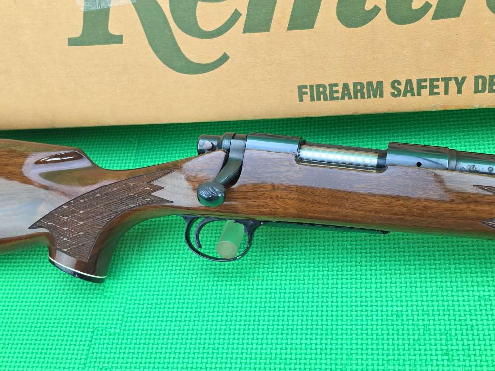 REMINGTON 700 BDL VARMINT SPECIAL * 22-250 REM * BORN 1982 * 24" HEAVY BRL-img-10
