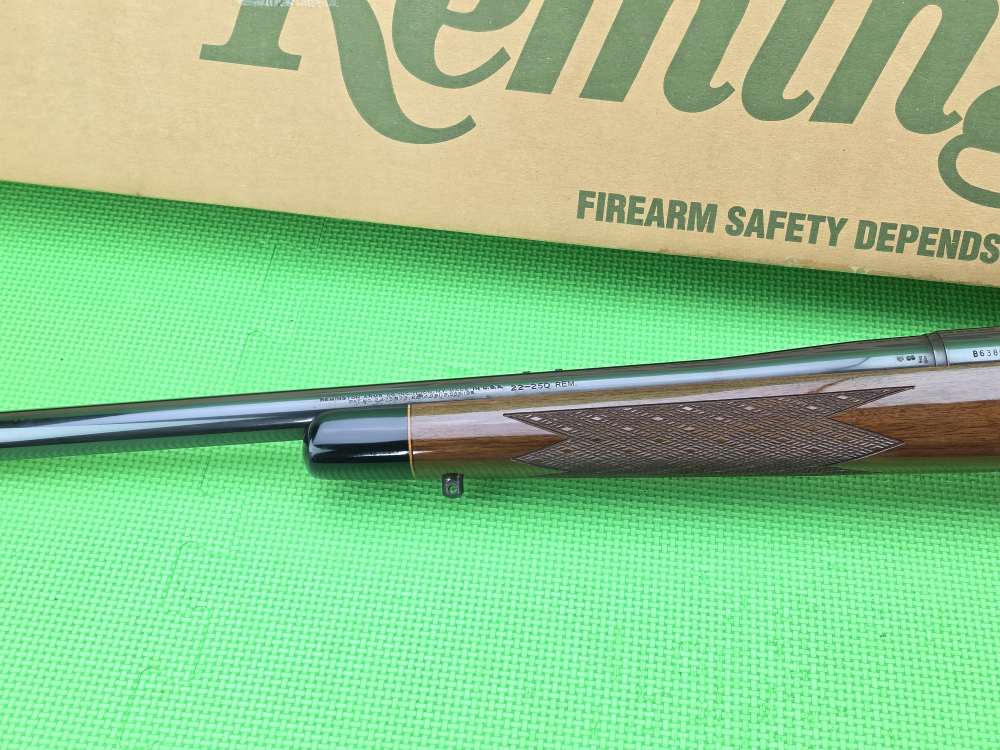 REMINGTON 700 BDL VARMINT SPECIAL * 22-250 REM * BORN 1982 * 24" HEAVY BRL-img-4