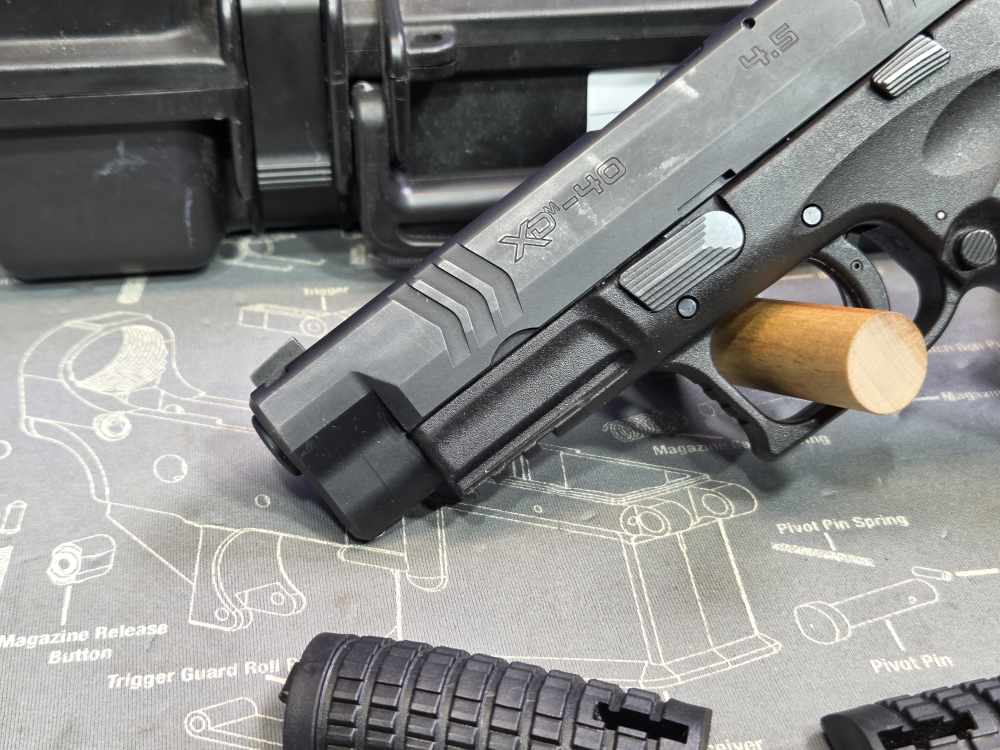Springfield XDm-40 4.5 .40 S&W Semi-Auto Pistol LE Trade-In-img-1