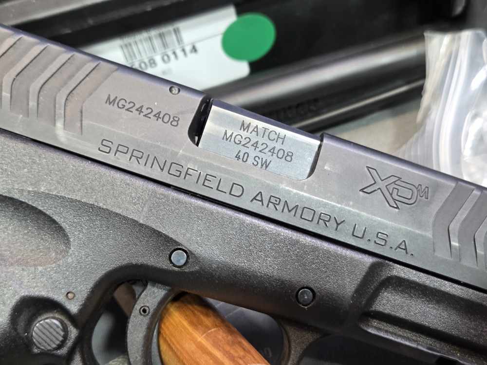 Springfield XDm-40 4.5 .40 S&W Semi-Auto Pistol LE Trade-In-img-9
