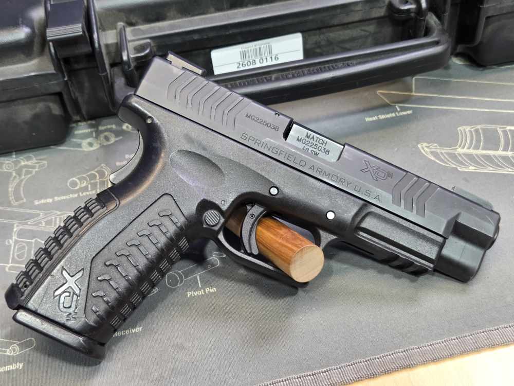Springfield XDm-40 4.5 .40 S&W Semi-Auto Pistol LE Trade-In-img-5