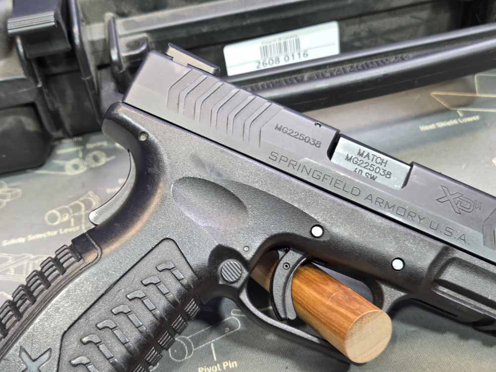 Springfield XDm-40 4.5 .40 S&W Semi-Auto Pistol LE Trade-In-img-7