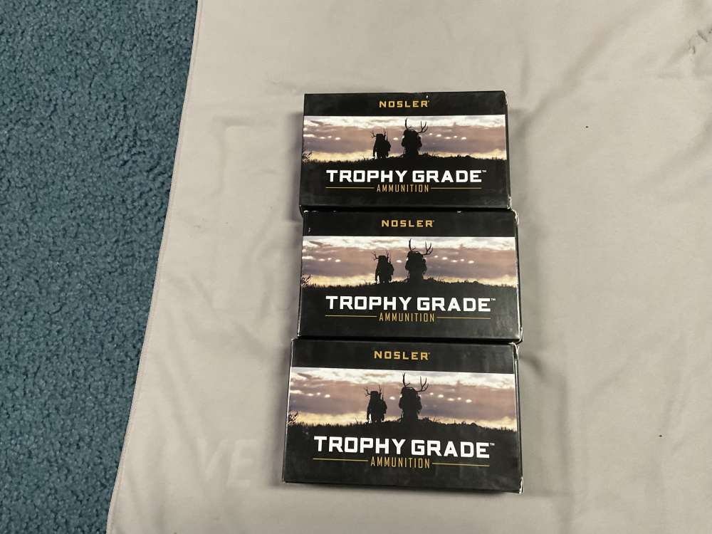 Fierce Fury 28 Nosler bolt action w/ 3 boxes of Nosler trophey grade ammo-img-18