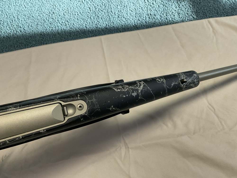 Fierce Fury 28 Nosler bolt action w/ 3 boxes of Nosler trophey grade ammo-img-9