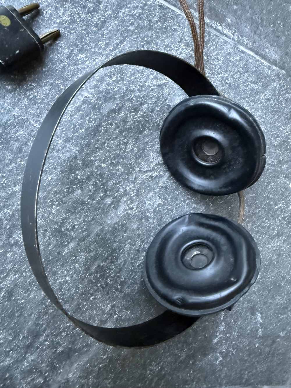 WWII German Wehrmacht Dfh. Headset Radio Headphones  Plug Panzer Luftwaffe-img-1