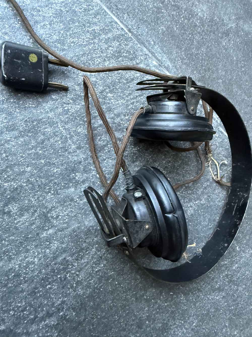 WWII German Wehrmacht Dfh. Headset Radio Headphones  Plug Panzer Luftwaffe-img-3