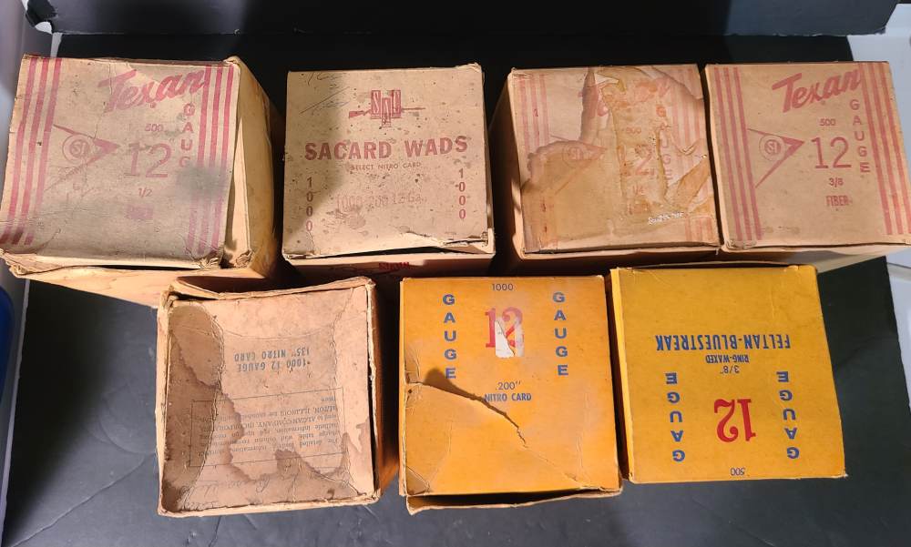 7 vintage boxes of 12 ga shot shell reloading wads by Alcan Sacard Texan-img-1