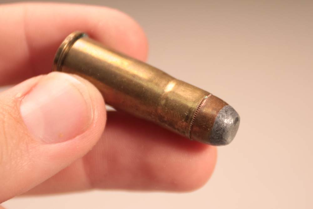 Peters and Remington 38-40 Win. Vintage Ammo (34rds) and Brass (6qty)-img-6