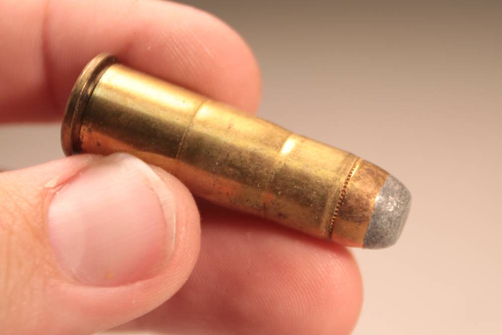 Peters and Remington 38-40 Win. Vintage Ammo (34rds) and Brass (6qty)-img-10