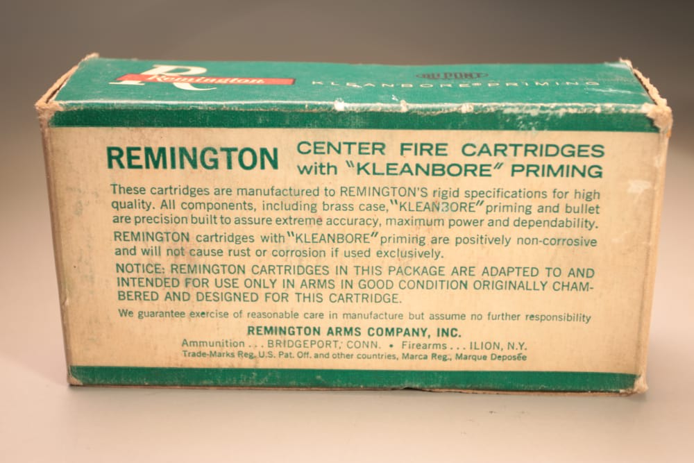 Peters and Remington 38-40 Win. Vintage Ammo (34rds) and Brass (6qty)-img-4