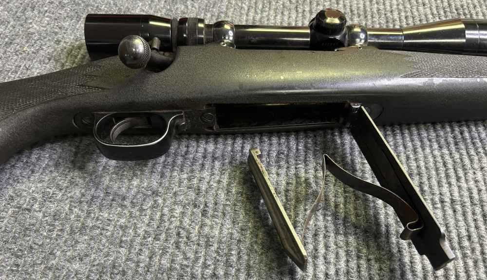 Winchester Model 70 XTR Sporter Bolt Action Rifle  - 300 Weatherby Mag-img-24