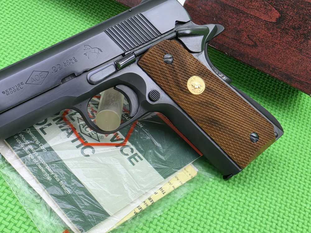 COLT SERVICE MODEL * ACE * 22 LR BORN 1980 * ROYAL BLUE SEMI-AUTOMATIC-img-7