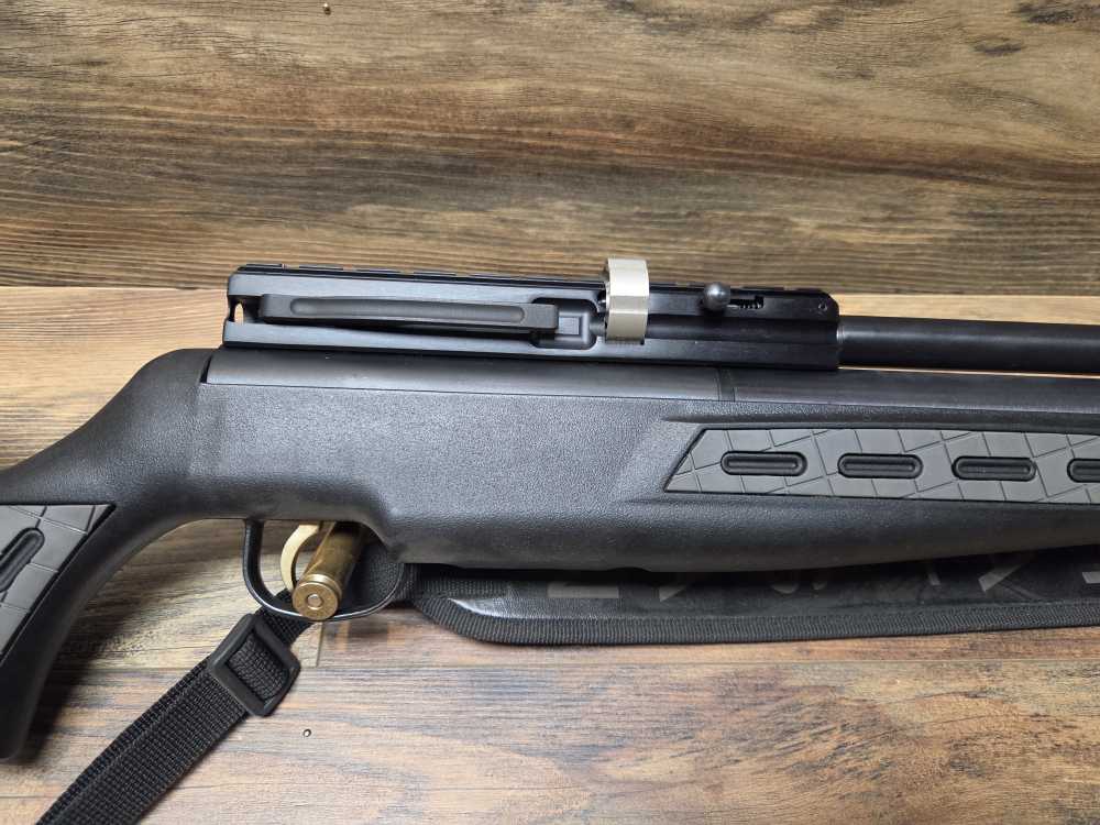 Lightly Used Hatsan BT35 SL Carnivore 35 Caliber PCP Air Rifle W/Extras -img-3