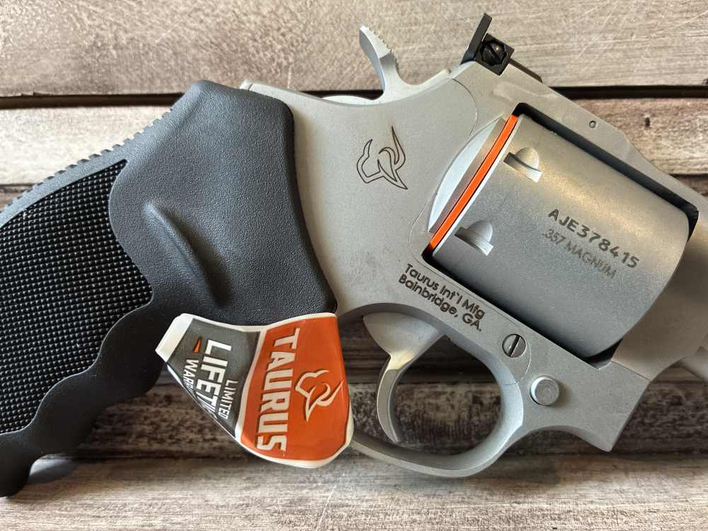 NIB Taurus 692 357 Magnum | 38 Special | 9mm 7 DA/SA IN STOCK-img-4