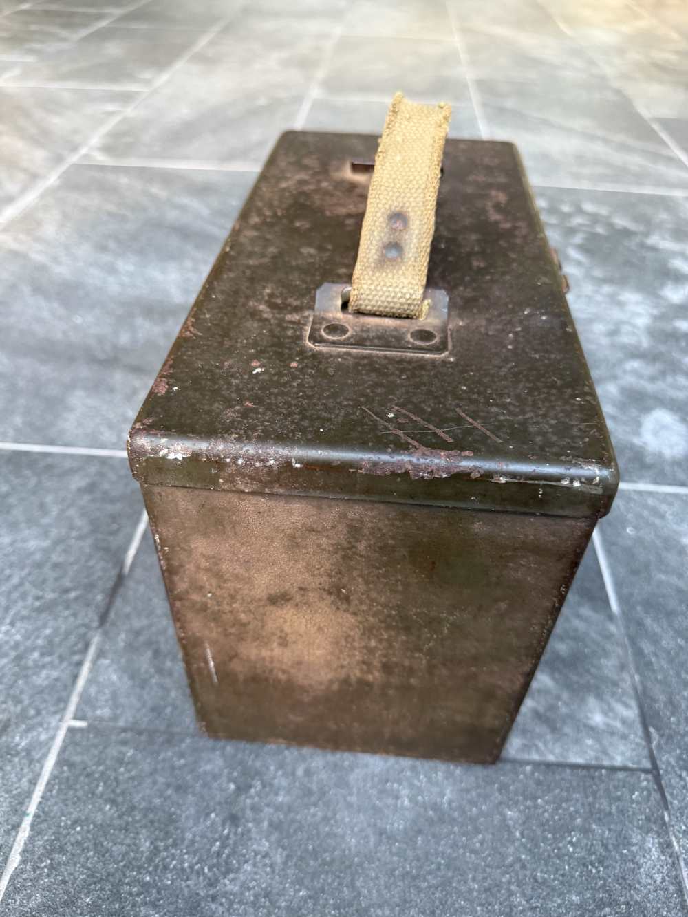 US WWII M17 Ammunition Chest .50 Cal M2 Browning Ammo Box Metal Can Canvas -img-3