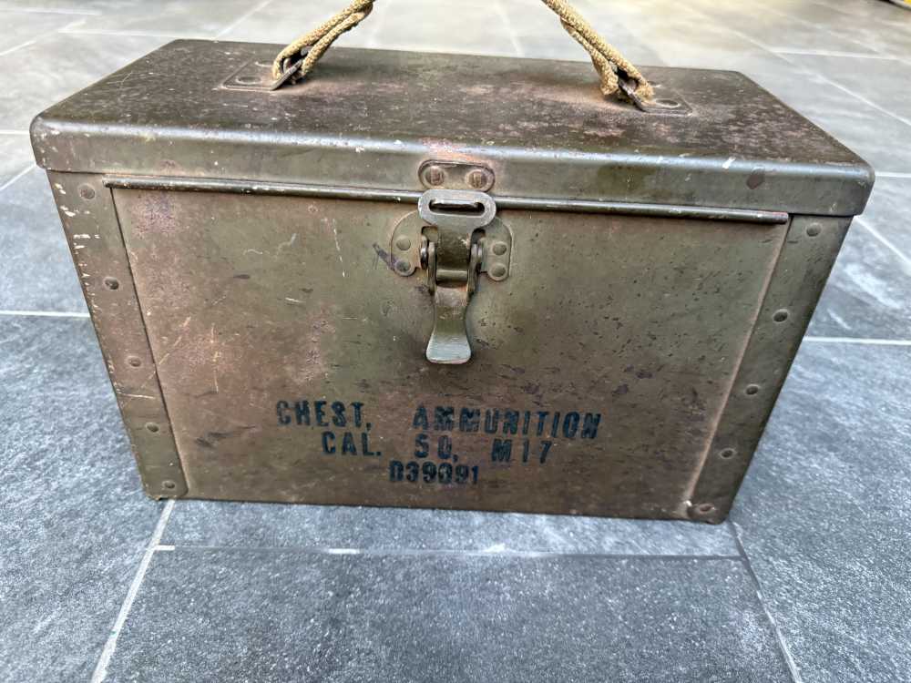 US WWII M17 Ammunition Chest .50 Cal M2 Browning Ammo Box Metal Can Canvas -img-1
