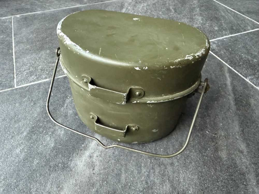 SEO Title: Vintage Post-War Aluminum Kidney Mess Kit WWII M31 Style-img-0