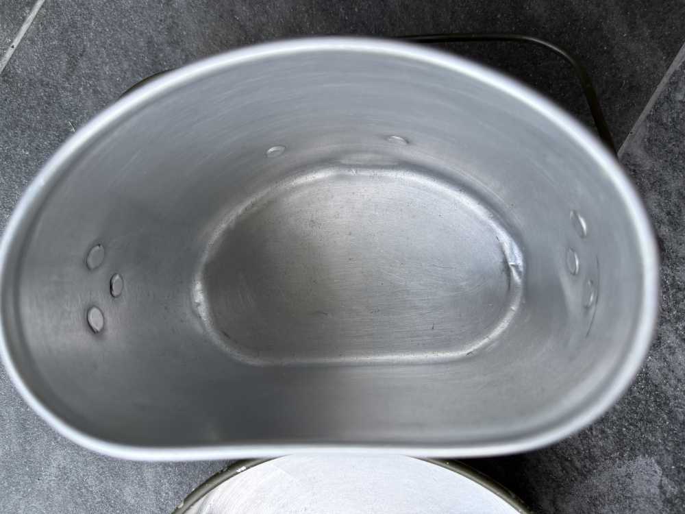 SEO Title: Vintage Post-War Aluminum Kidney Mess Kit WWII M31 Style-img-4