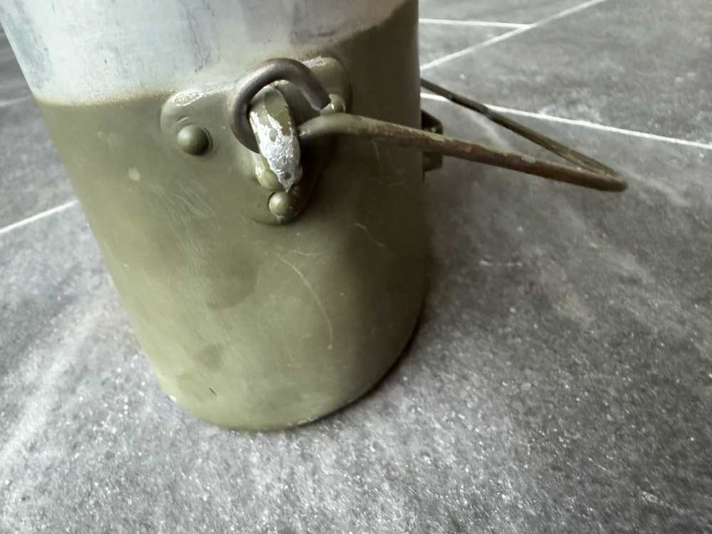 SEO Title: Vintage Post-War Aluminum Kidney Mess Kit WWII M31 Style-img-6