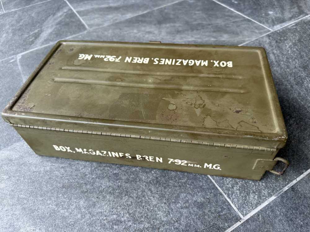 WWII British Bren Light Machine Gun 7.92mm Ammo Magazine Box Transit Can-img-3