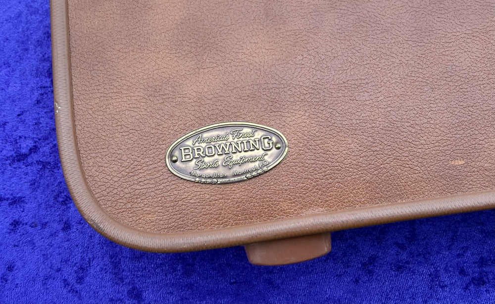 Browning Lightning Superposed Broadway Trap 12 Ga O/U 32" Cased 1965 C&R-img-37