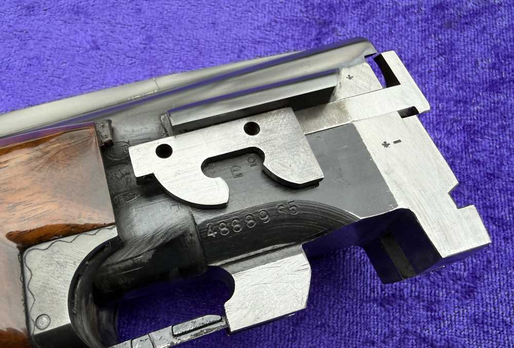 Browning Lightning Superposed Broadway Trap 12 Ga O/U 32" Cased 1965 C&R-img-30