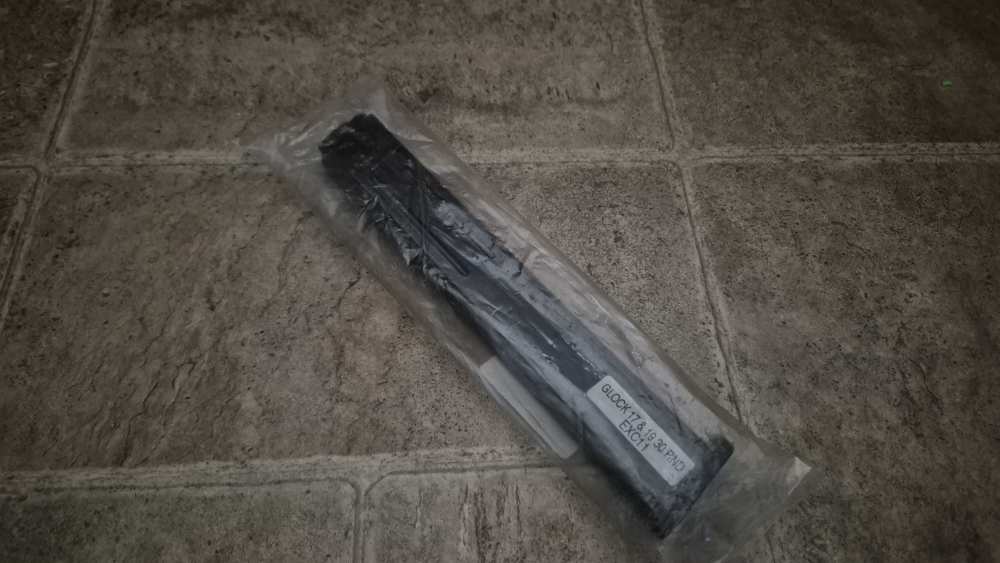 GLOCK 30RD 9MM MAGAZINE MODEL 17 19 26 34 PRE-BAN 9X19 METAL-img-0
